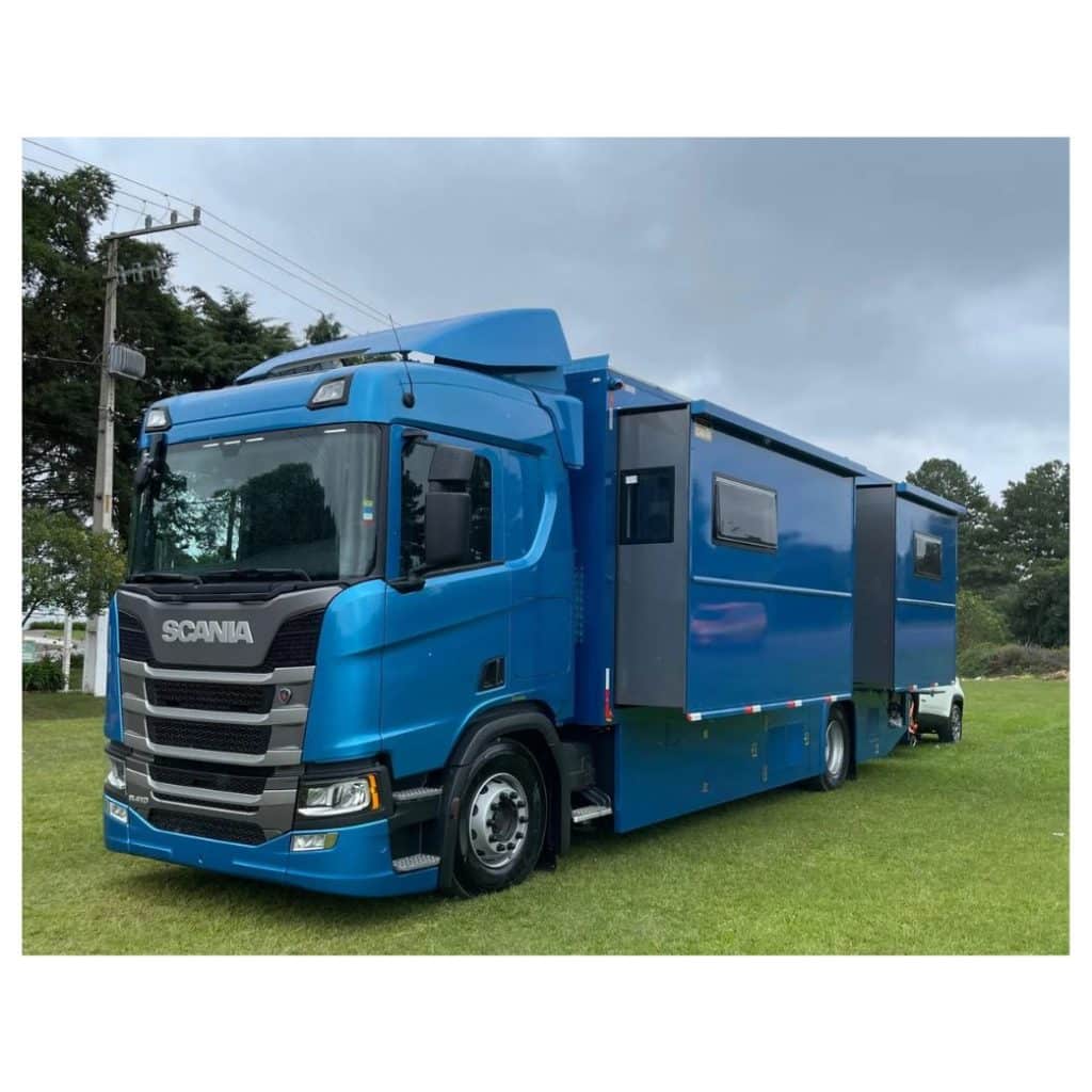 Motorhome em Caminhão Scania da Fábrica Trailercar Trailer e Motorhome