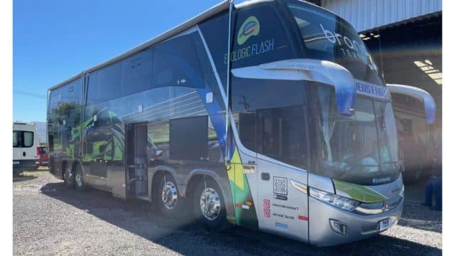 Motorhome em Ônibus da Fábrica Trailecar Trailer e Motorhome