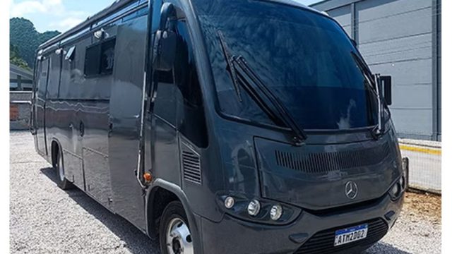 Motorhome em micro ônibus da Empresa Wohnmobil Motorhome Brasil